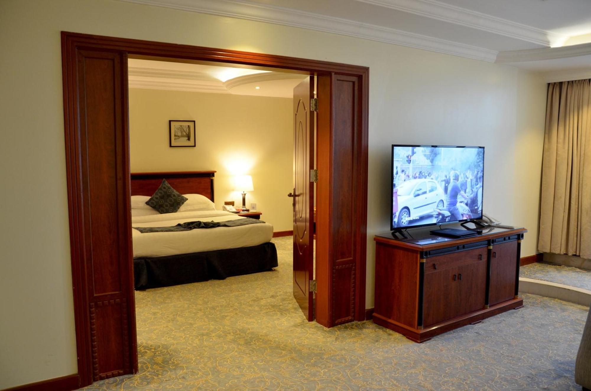 Crown Tower Hotel Jubail Luaran gambar