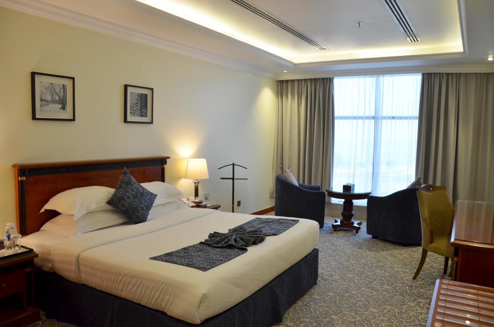 Crown Tower Hotel Jubail Luaran gambar